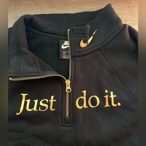 Nike half zip cropped hoodie
